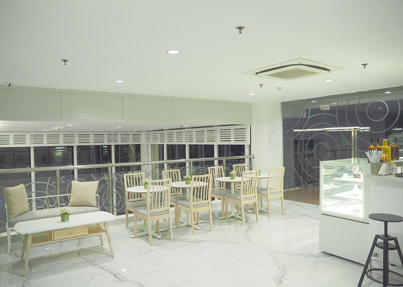D'Primahotel Airport Jakarta 2 Buitenkant foto